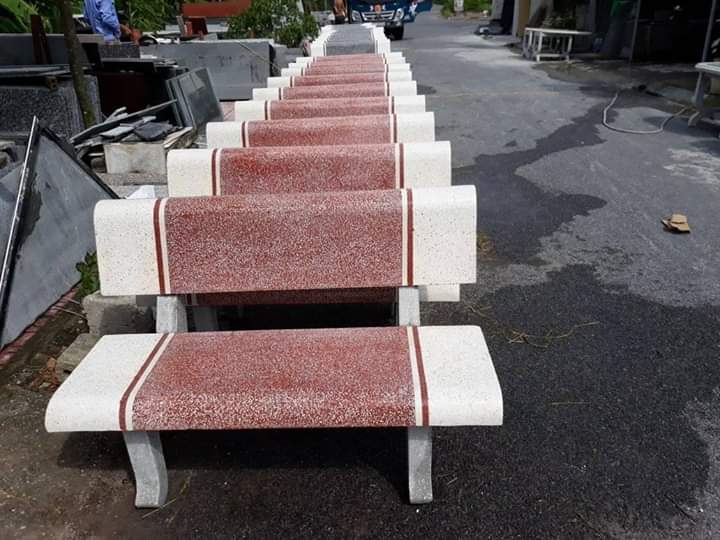 bàn ghế đá mai lan
