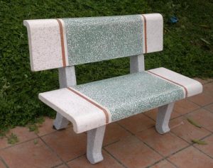 ghế đá công viên màu xanh trắng